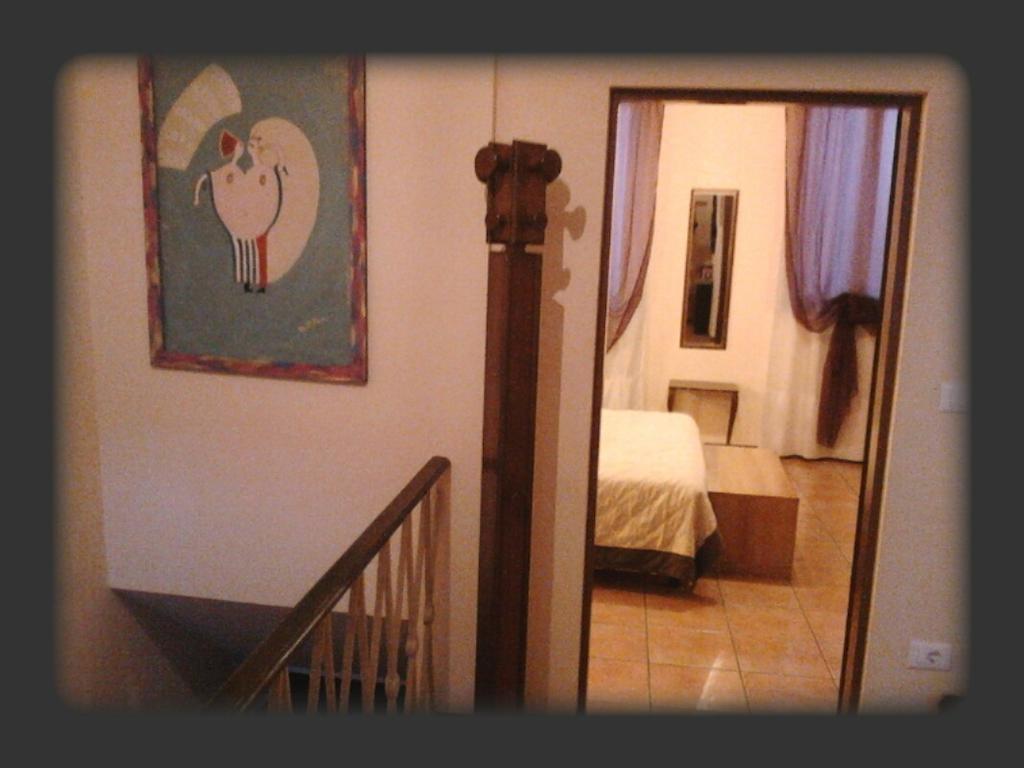 Ca Tron Apartment Next To Rialto Bridge Venice Room photo